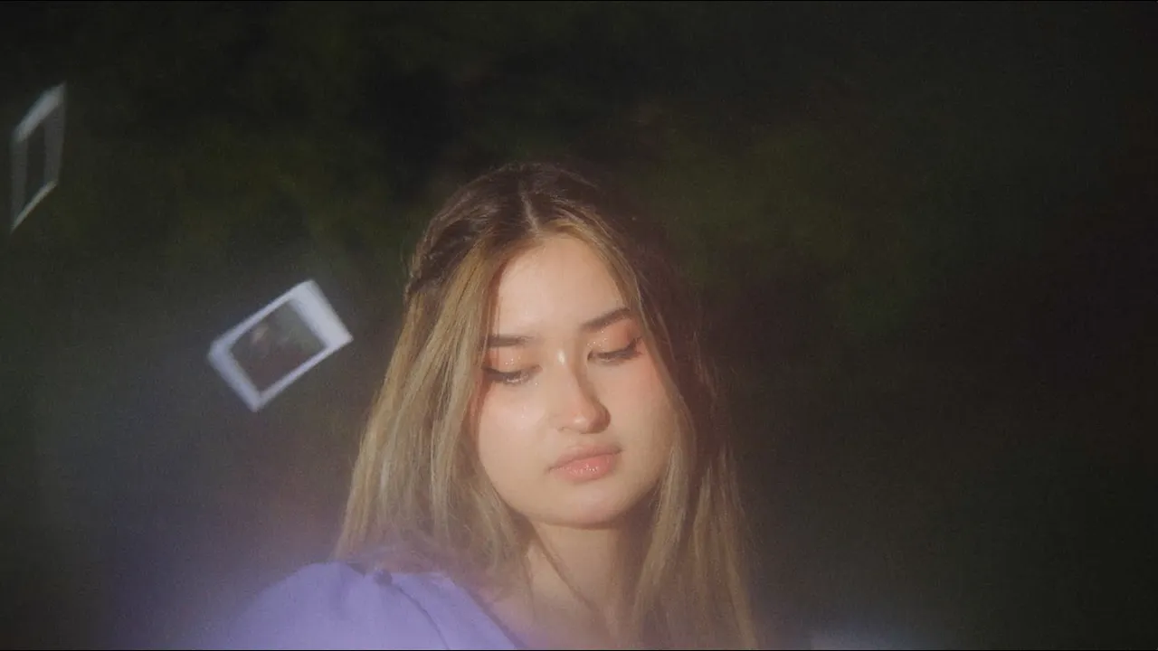 Stephanie Poetri - Picture Myself (Official Music Video) background