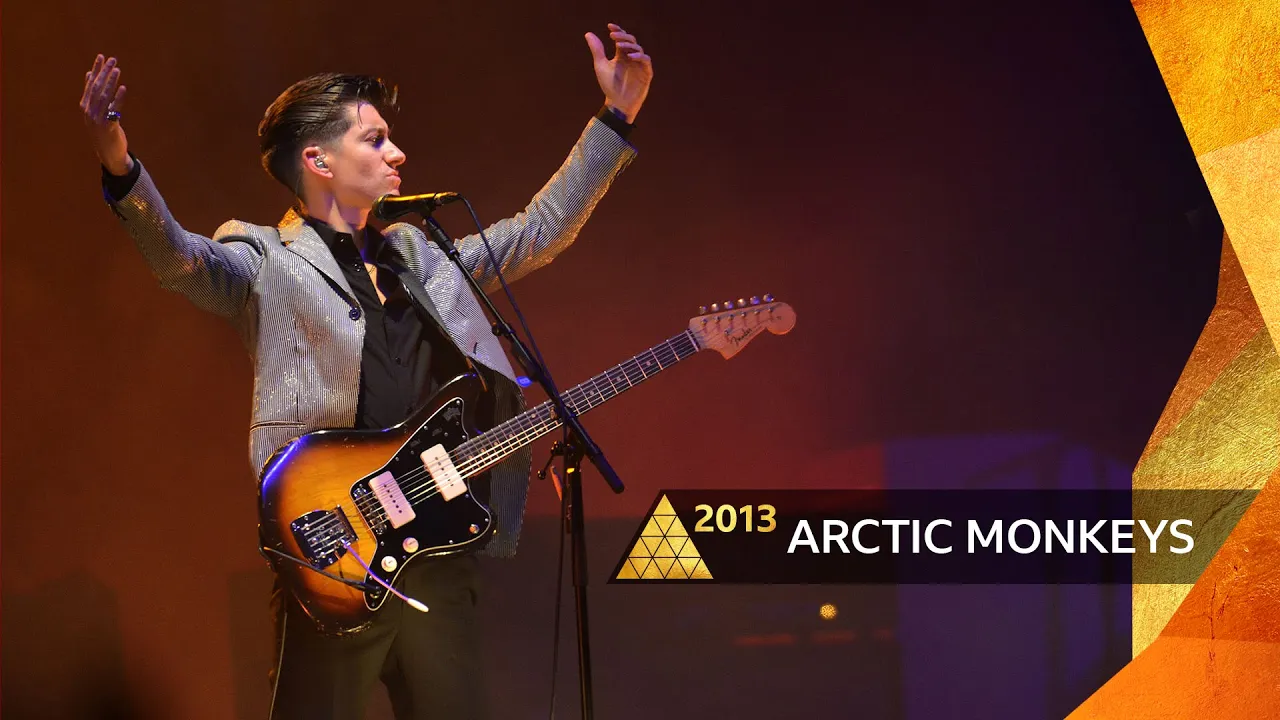Arctic Monkeys - I Bet You Look Good on the Dancefloor (Glastonbury 2013) background