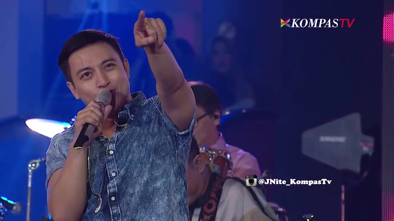 Kahitna - Katakan Saja background