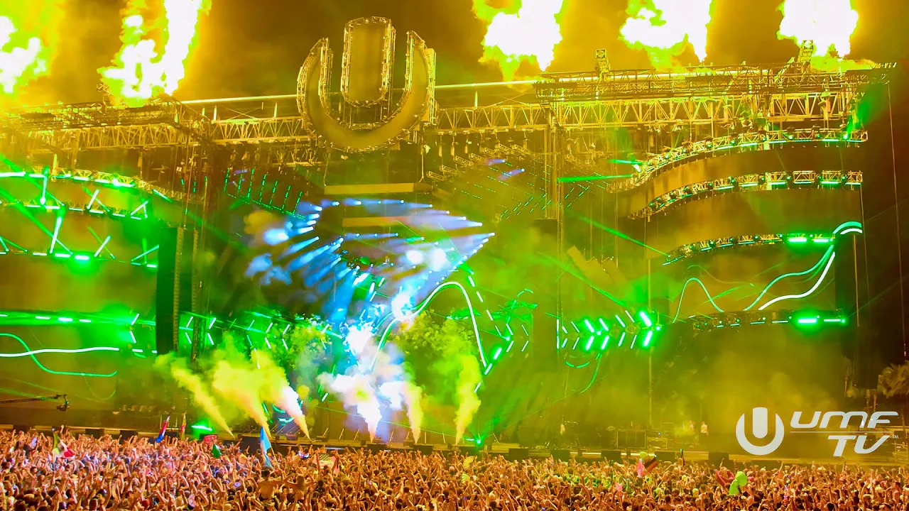 Calvin Harris & Ellie Goulding - Miracle (Hardwell Remix) - LIVE at Ultra Music Festival Miami 2023 background