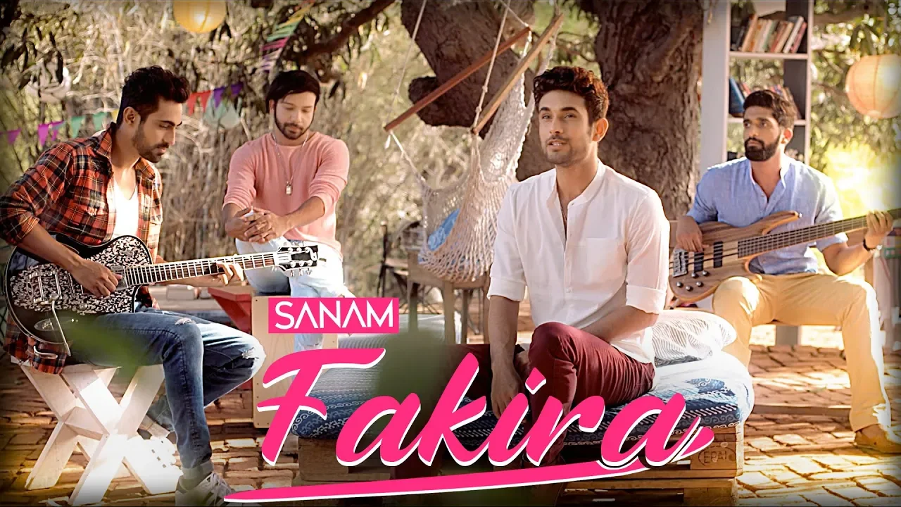 Fakira | Sanam background