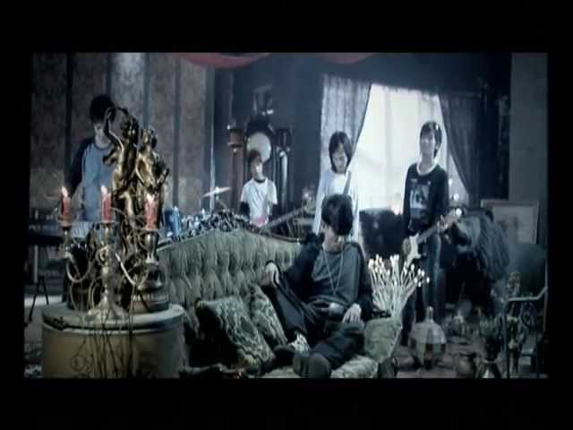Kangen Band - "Tentang Aku, Kau dan Dia" (Official Video) background