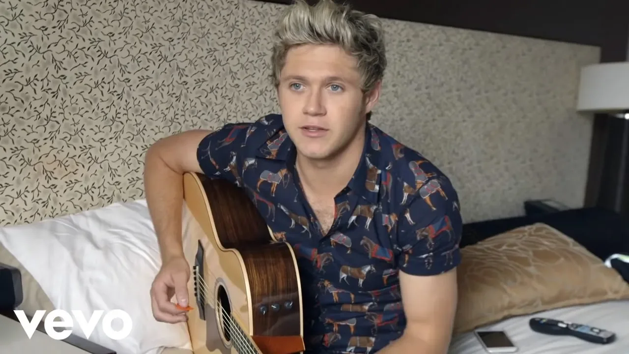 One Direction - Perfect (Behind The Scenes) presented by Honda Civic Tour background