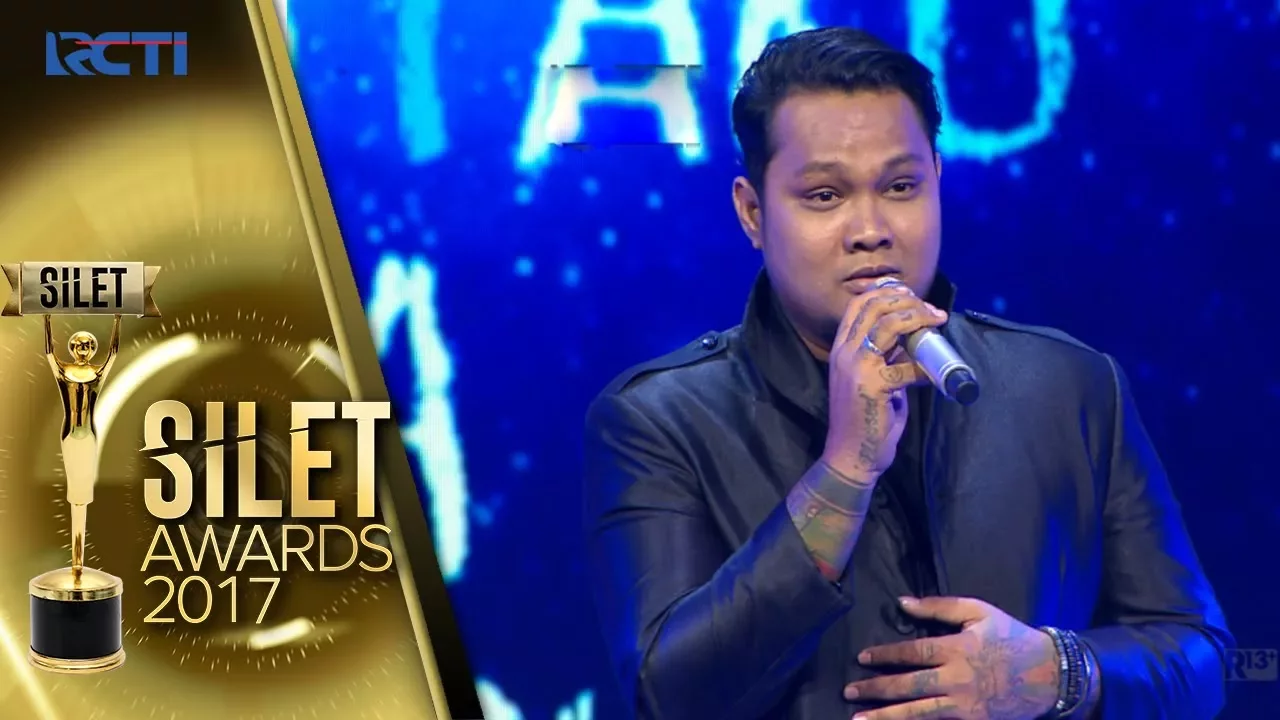 Virgoun "Surat Cinta Untuk Starla" | Silet Awards 2017 background