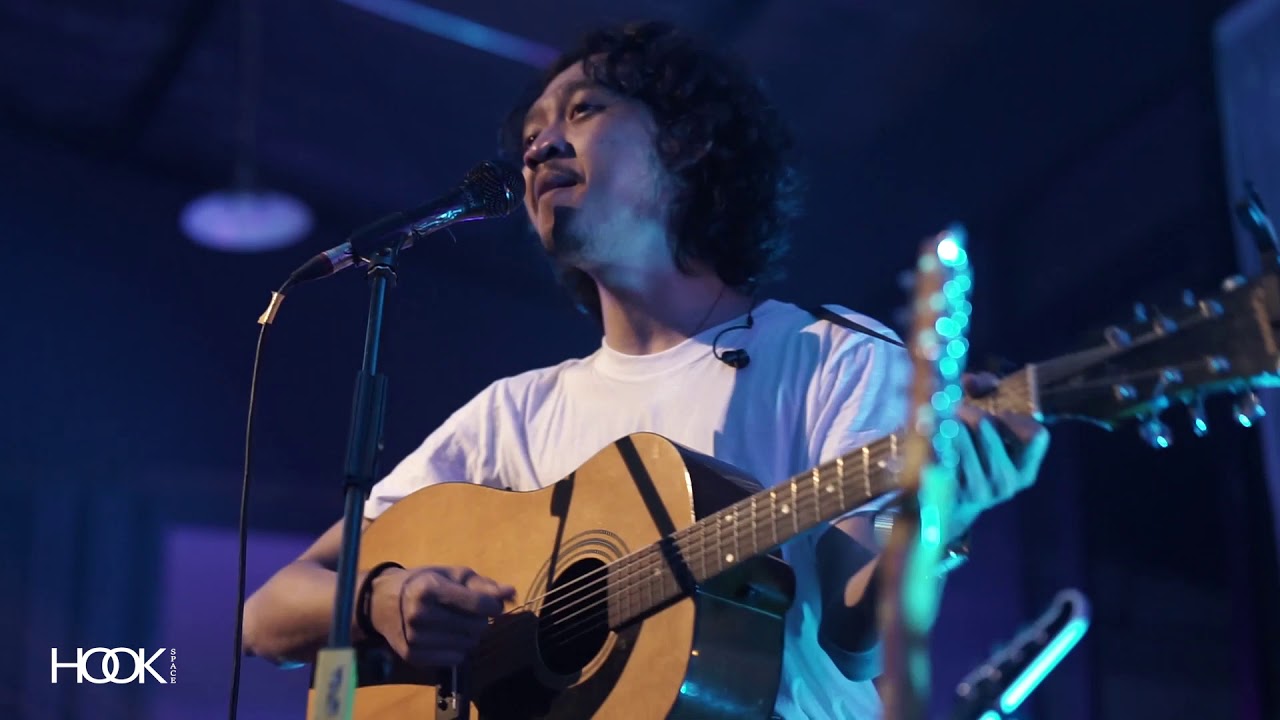 Pamungkas - One Only (Live At Flying Solo Tour Chapter Jogja) background