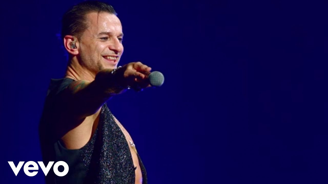 Depeche Mode - Enjoy The Silence (Live in Berlin) background