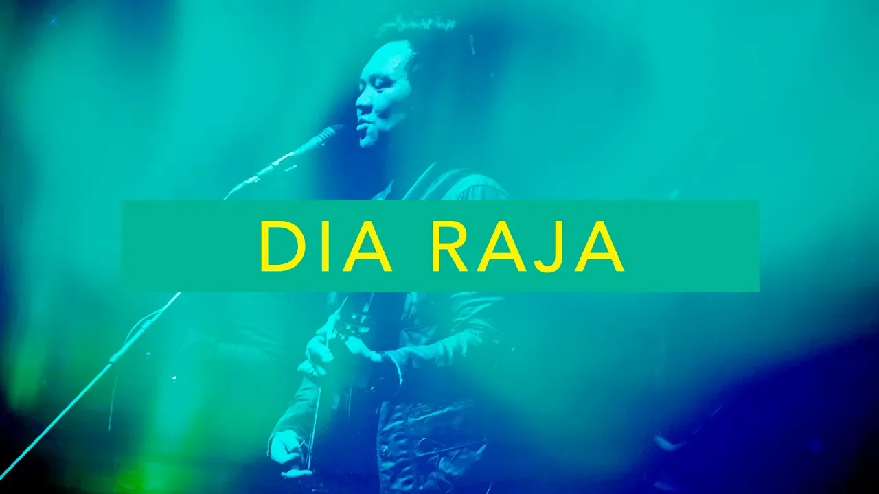 Dia Raja (Live) - JPCC Worship background