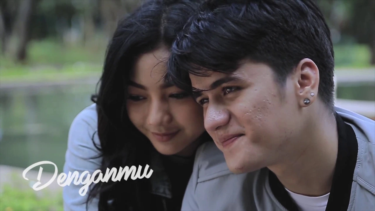 GLENKA - Saat Kau Datang (Official Lyric Video) background