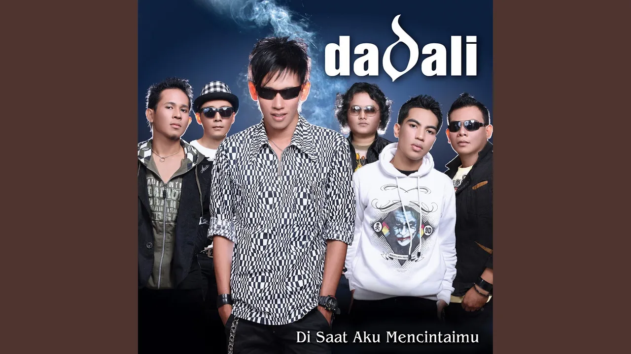 Disaat Aku Mencintaimu background