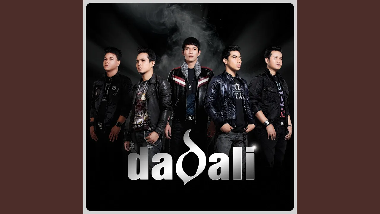 DISAAT AKU PERGI background