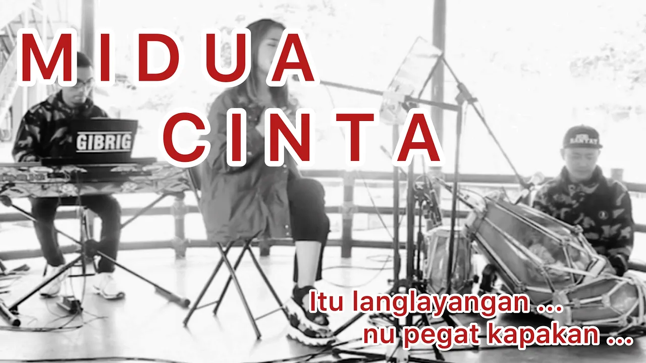 ITU LANGLAYANGAN MIDUA CINTA - FERDINAN SULE | COVER BY FANNYSABILA background