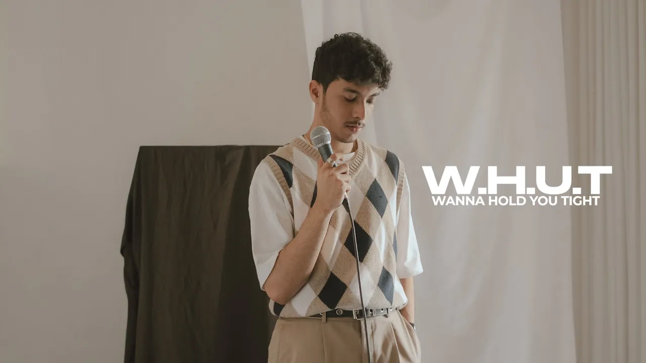 W.H.U.T (Wanna Hold U Tight) - @AishaRetno (cover) azizhedraa background