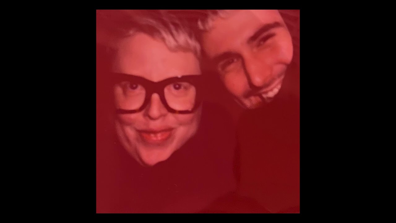 Fred again.. feat. The Blessed Madonna - Marea (We’ve Lost Dancing) (Official Audio) background