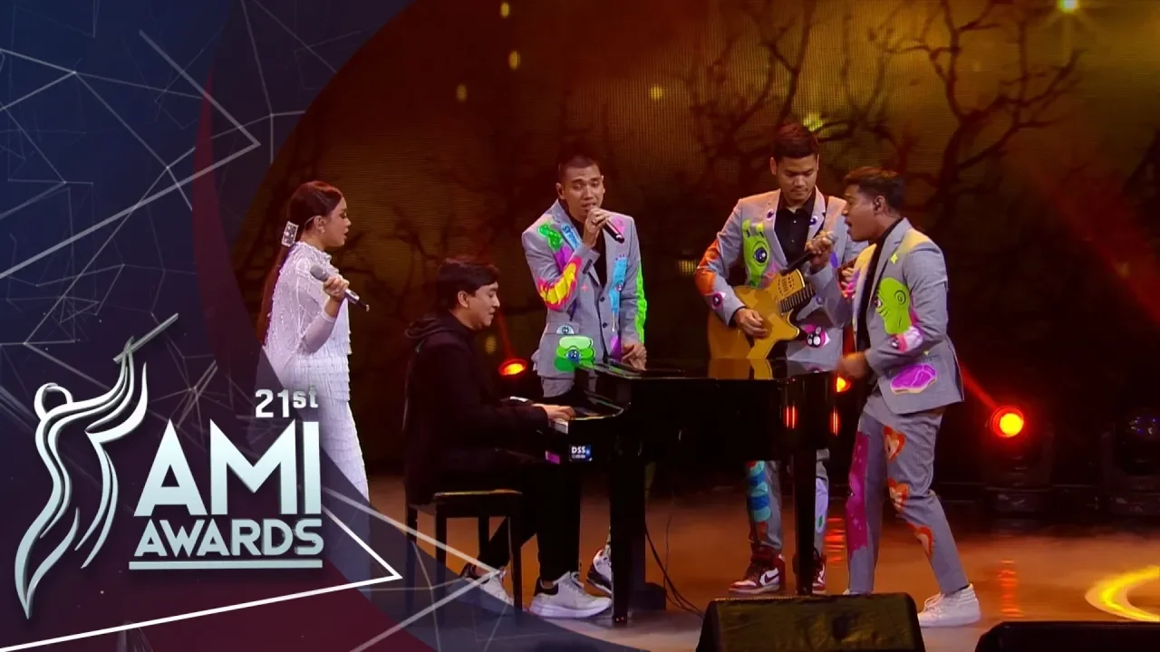 RAN Rossa feat. Yovie Widianto "Takkan Terganti" Medley Song | AMI AWARDS 2018