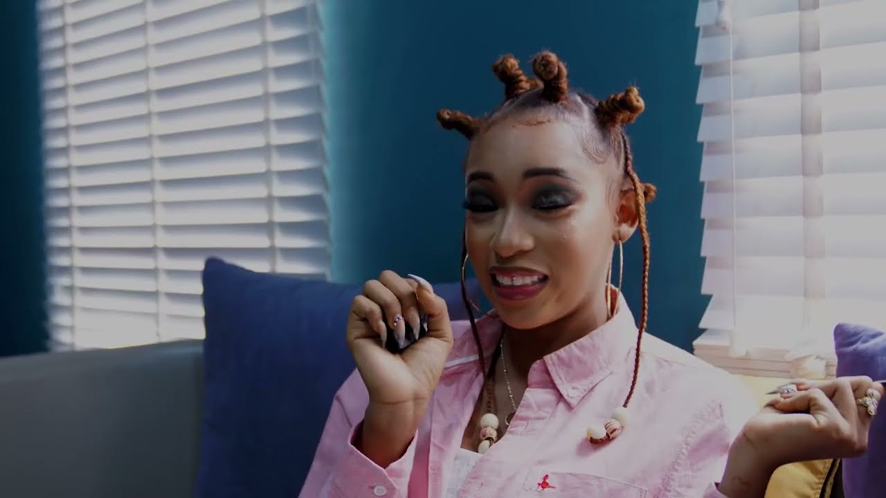 Rexxie, Naira Marley & Skiibii ft Wizkid -Abracadabra Remix (OFFICIAL BEHIND THE SCENES ) background