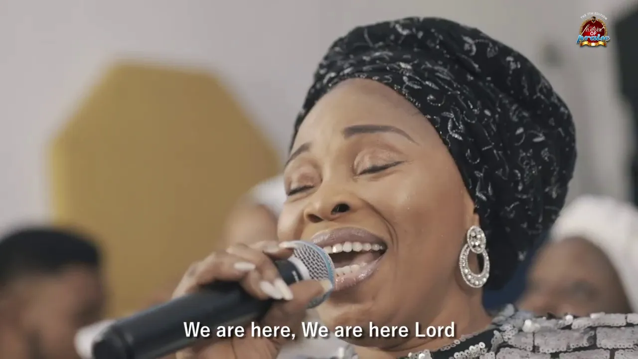 Tope Alabi Powerful Ministration at Festival of Praise Manchester 2021