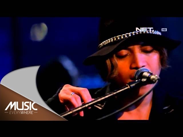 Music Everywhere feat J-Rocks - Lepaskan Diriku