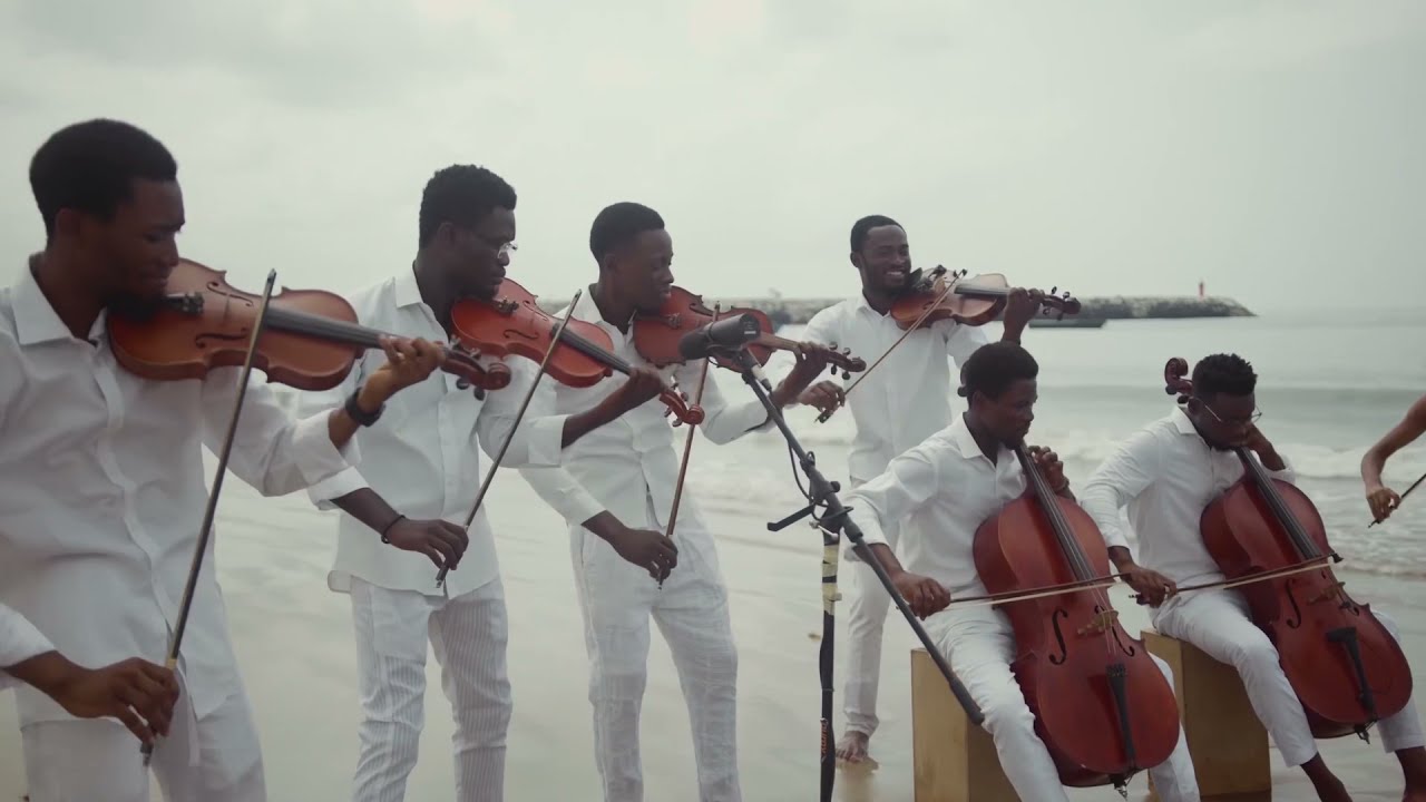 Bad Dancer - #JohnnysBeachSessions background