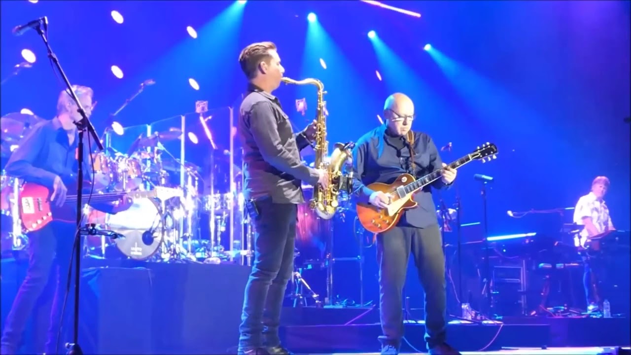 Going Home Local Hero - Mark Knopfler (Barcelona SBD 2019) background
