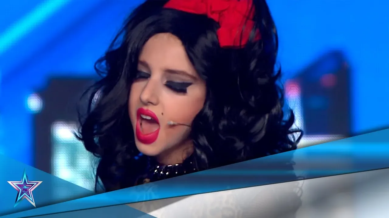Este pequeño niño DRAG QUEEN imita a AMY WINEHOUSE | Audiciones 4 | Got Talent España 5 (2019) background
