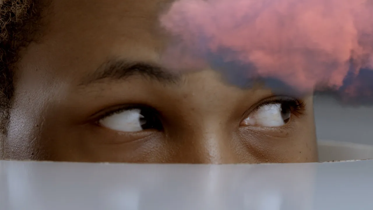 BABYBOY AV - THUG LOVE (OFFICIAL VIDEO) background