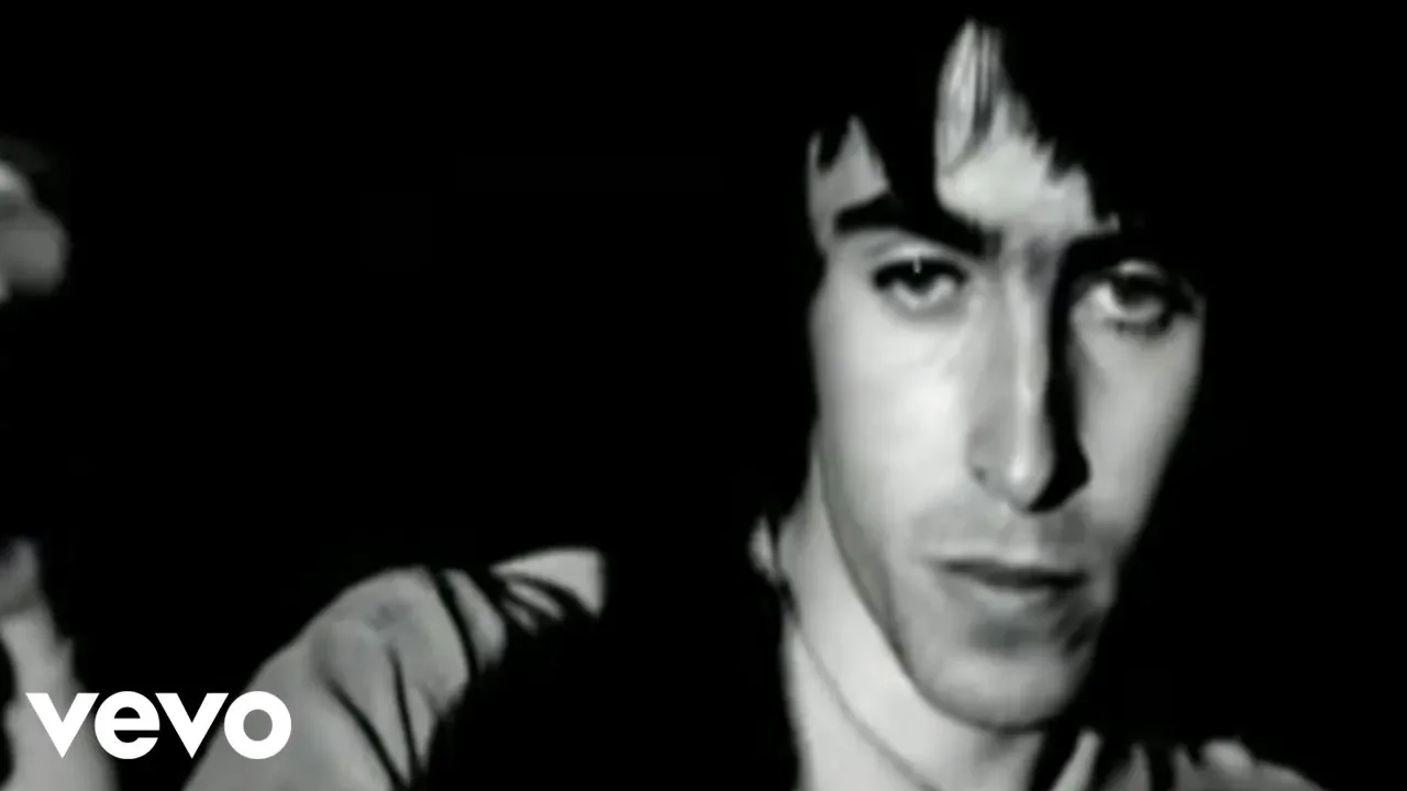 Oasis - Cigarettes & Alcohol background