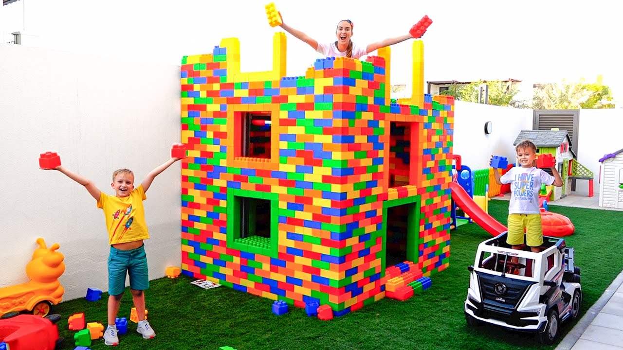 Vlad y Niki construyen una casa de juegos para niños y mamá los ayuda (2022) | Watch on Movi47