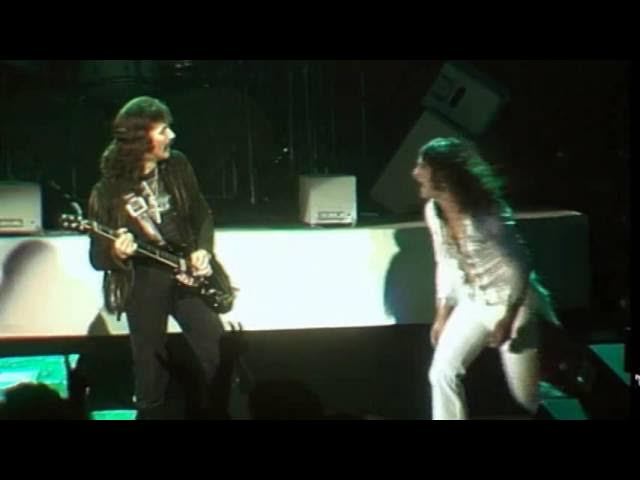 BLACK SABBATH - "Snowblind" (Live Video)