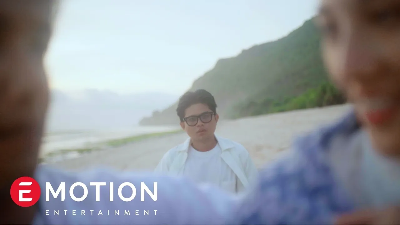 Juicy Luicy - Tanggung Jawab (Official Music Video)