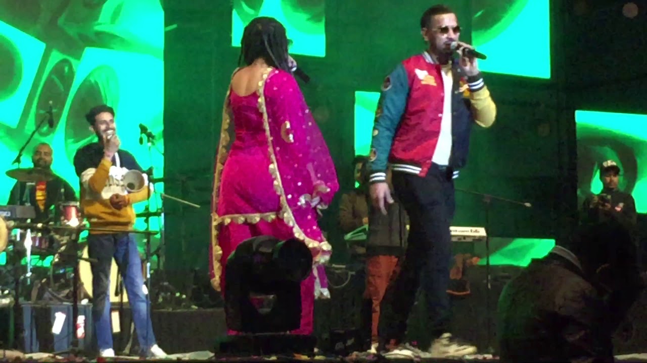 Garry Sandhu and Jasmine sandlas live Jaipur at Gaana crossblade music festival 2019 JECC live (2019) | Watch on Movi47