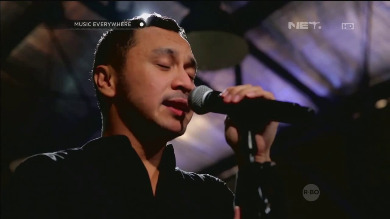 Nidji - Sumpah dan cinta matiku (Live at Music Everywhere) ** background
