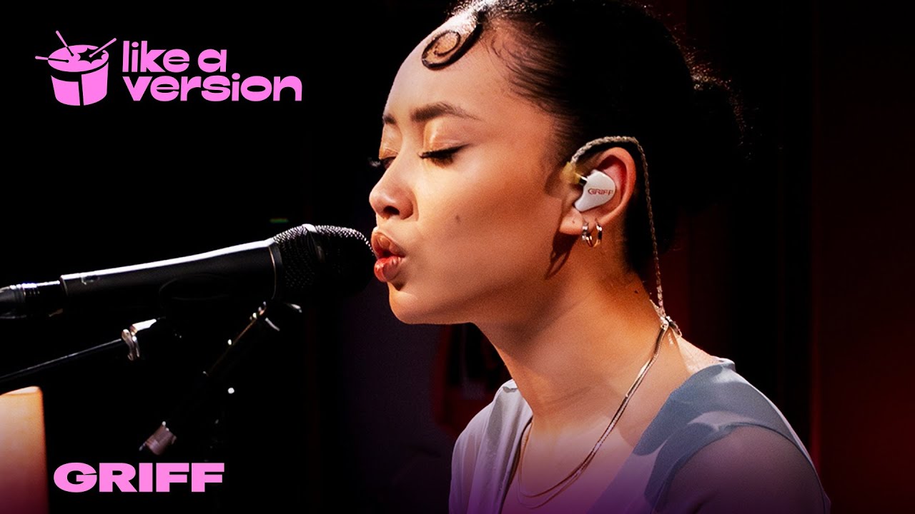 Griff covers Charli xcx’s ‘Apple’ for Like A Version background