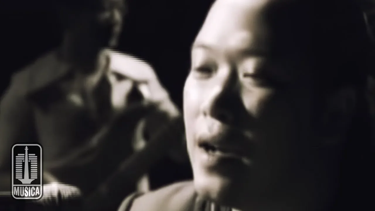 Letto - Cinta ...Bersabarlah (Official Music Video) background