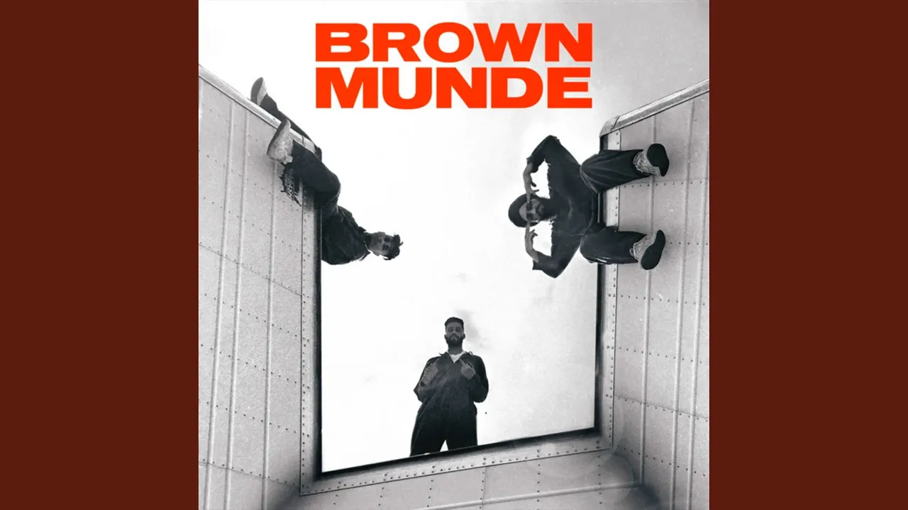 Brown Munde background