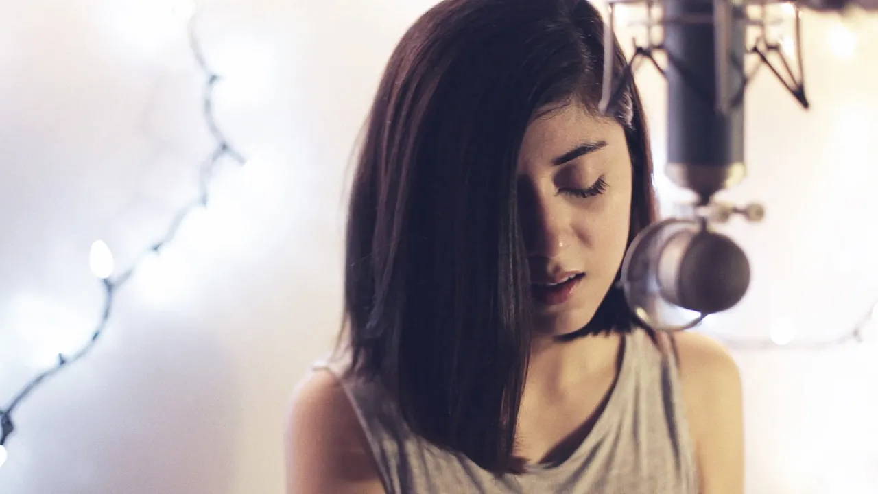 Disclosure x Sam Smith - Latch (Cover) by Daniela Andrade background