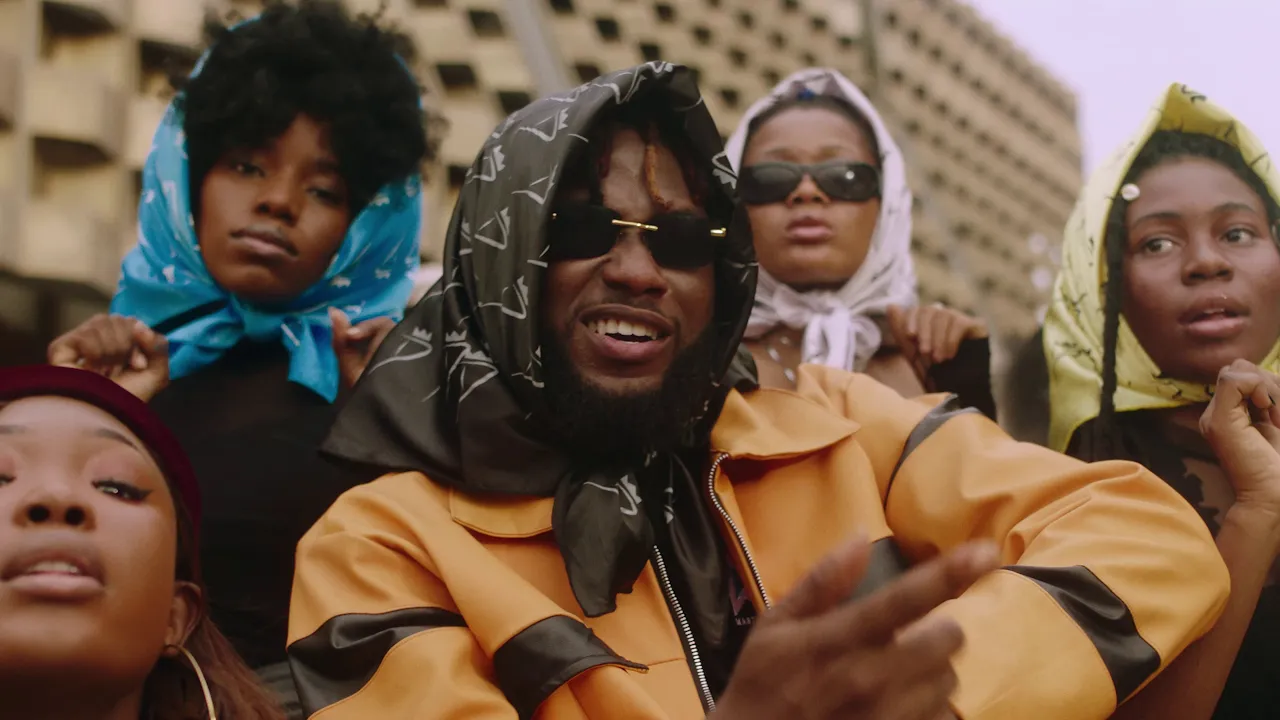 Dremo feat. Mayorkun - E Be Tins (Official Video) background
