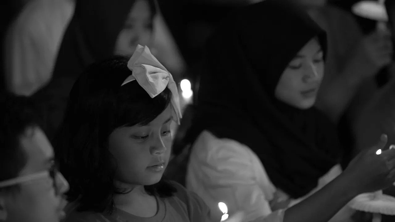 Gita Gutawa - Mengheningkan Cipta (Official Music Video) #GitaPujaIndonesia background