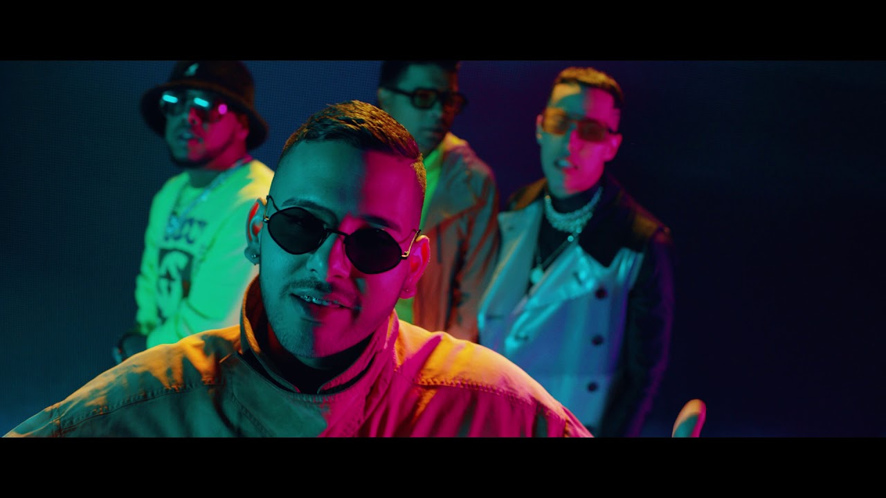 Ta To Gucci (Remix) - Cauty x Rafa Pabön x Brytiago x Cosculluela x Darell x Chencho Corleone background