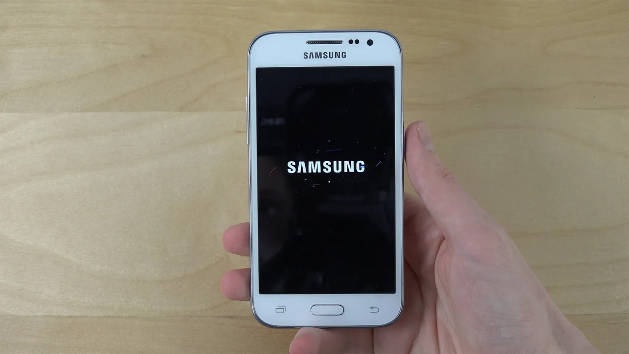 Samsung Galaxy Core Prime LTE - Unboxing (4K) background