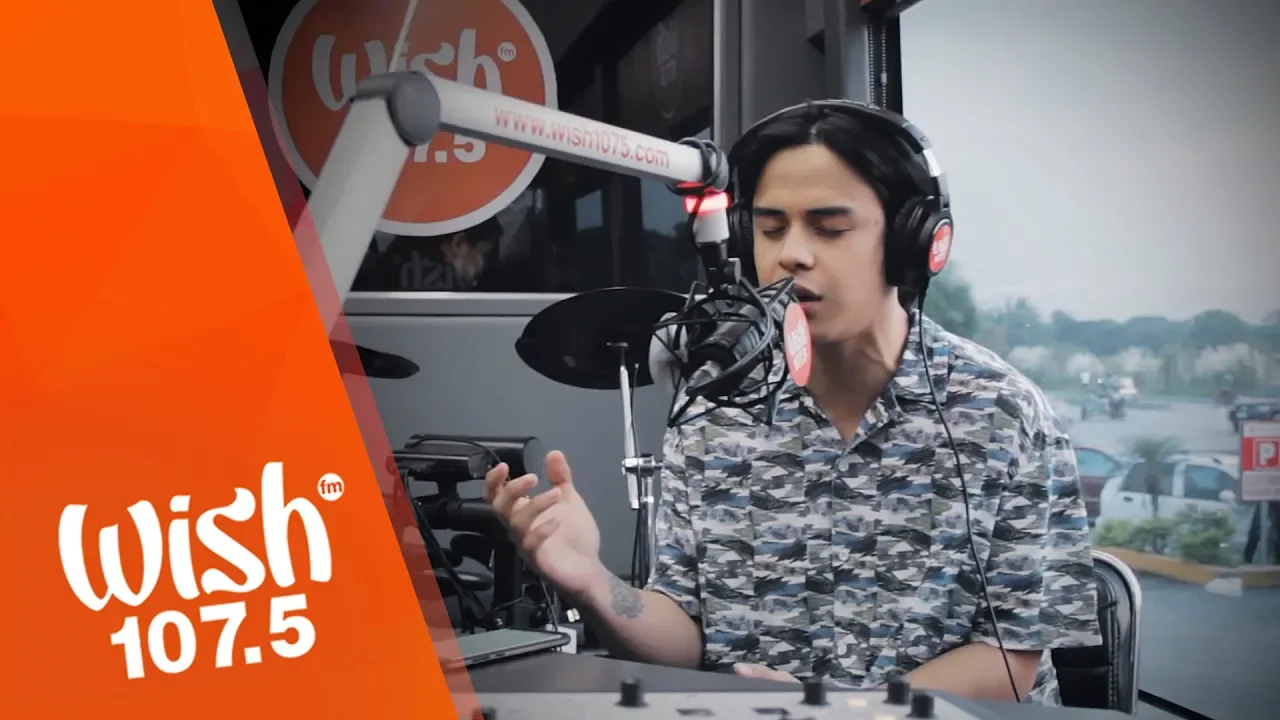Khalil Ramos performs "214" (Rivermaya)" LIVE on Wish 107.5 Bus background