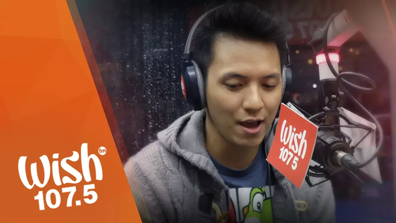TJ Monterde performs "Ikaw at Ako" LIVE on Wish 107.5 Bus background