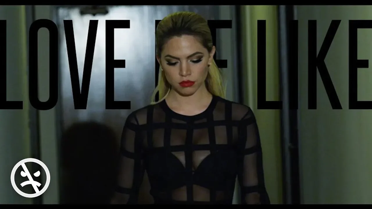JOEY DJIA & Soundz - Love Me Like (Official Music Video) background