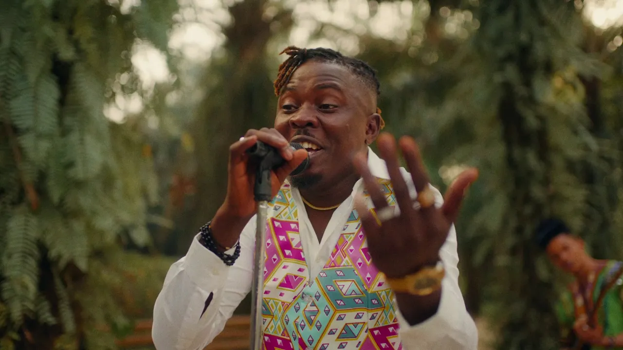 ERIGGA FEAT OGA NETWORK - NEXT TRACK background