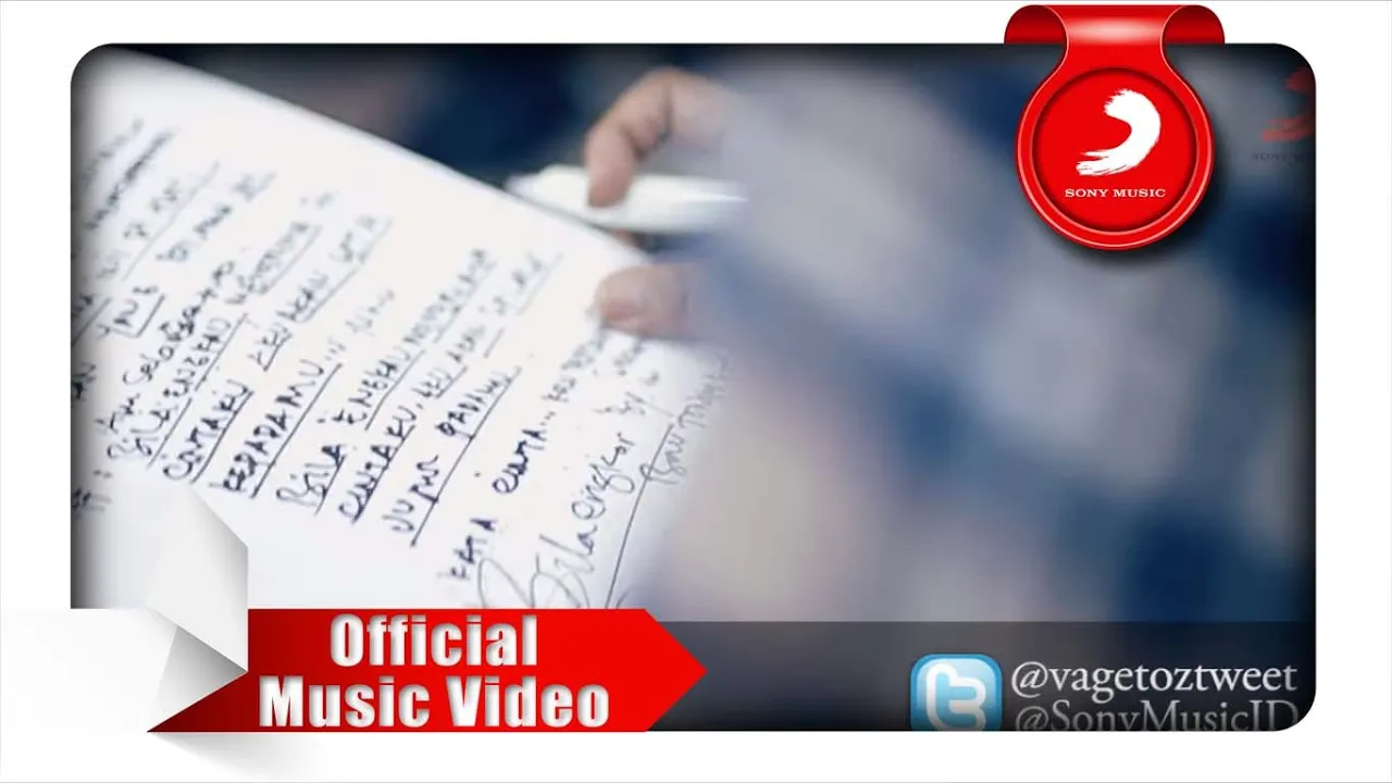 VAGETOZ - Bila Engkau (Official Video) background