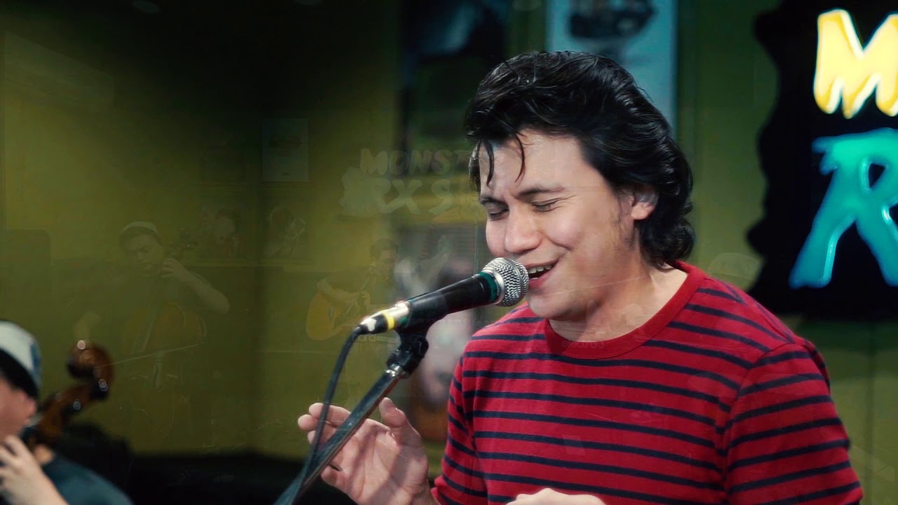 "KAY TAGAL KITANG HININTAY" by Sponge Cola | The Concert Series | RX931 background