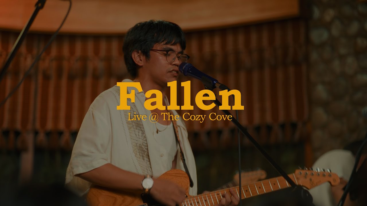 Fallen (Live at The Cozy Cove) - Lola Amour