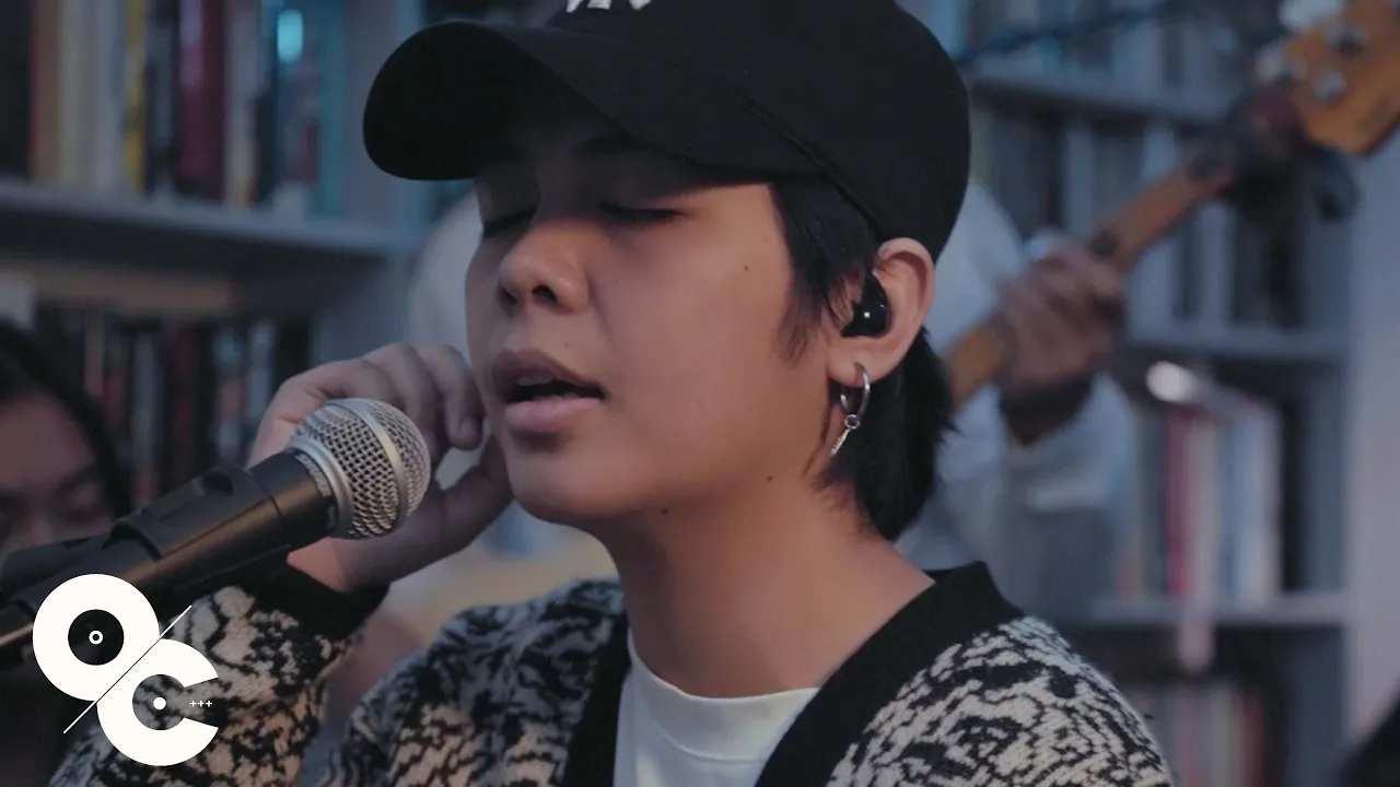 mrld feat. 7th - Ligaya (Odd Corner Performance) background