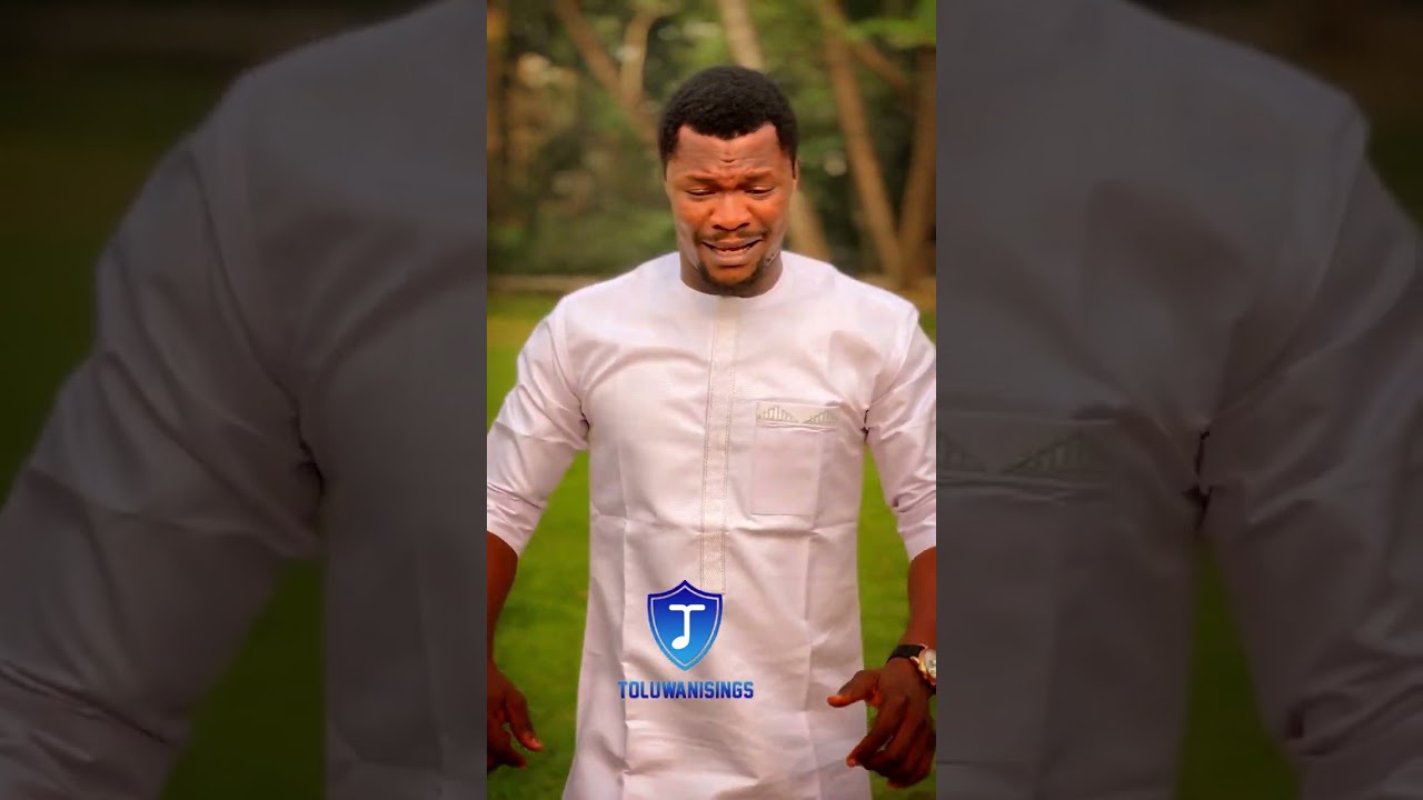 ONIBUORE background