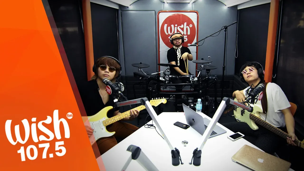 IV of Spades perform "Bawat Kaluluwa" LIVE on Wish 107.5 Bus