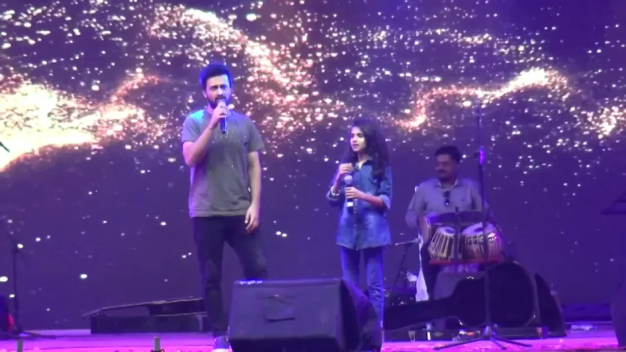 Duet | Atif Aslam | Nehaal Naseem | 14 August Concert background